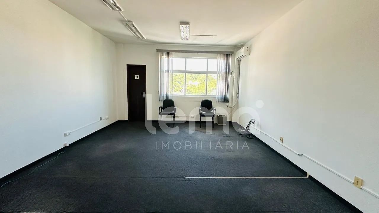 Sala comercial no Centro de Blumenau. — foto 3