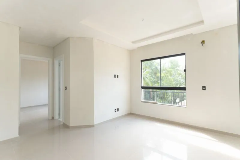 Casa localizada a poucos minutos do centro, com ótimo padrão de acabamento. — foto 7