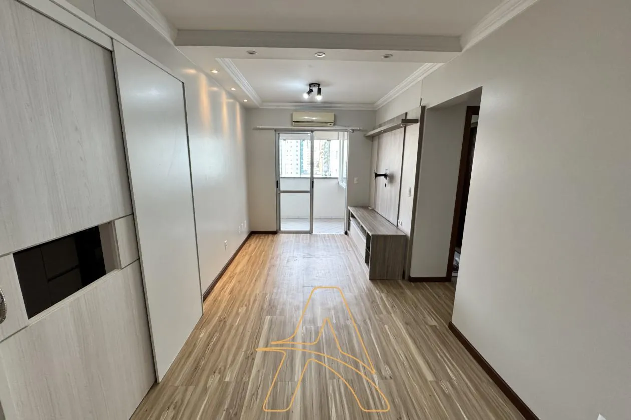 Apartamento Semi Mobiliado com 2 Dormitórios no Victor Konder — foto 2