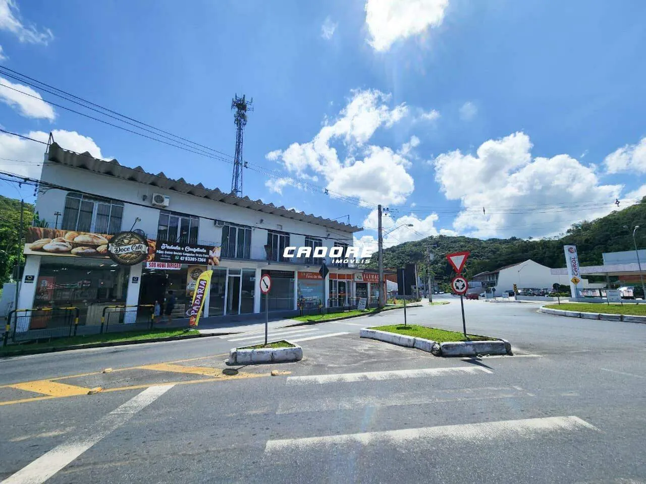 Sala comercial no bairro Progresso I Cadore Imóveis — foto 2