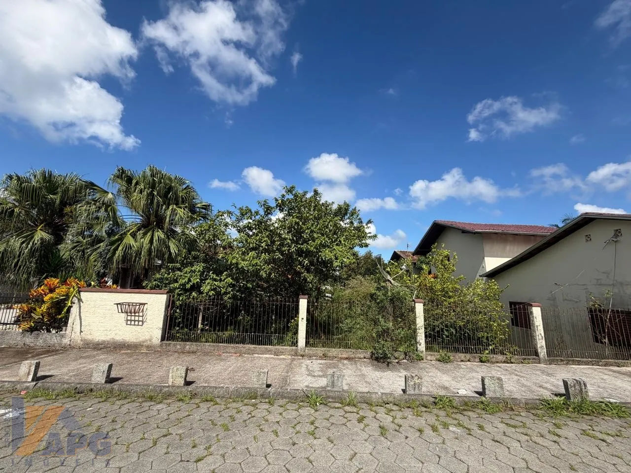 Terreno com 420,00m no bairro Figueira. - foto 1