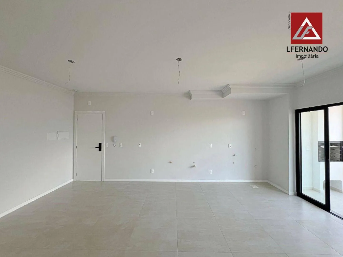 Apartamento com 3 dormitórios, sendo 1 suíte à venda, 76 m por R$ 1.090.000 - Praia de Armação - Penha/SC — foto 4
