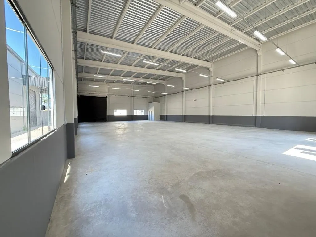 GALPÃO NOVO comercial no Bairro Figueiras em Gaspar com 455,90m2. Excelente oportunidade para quem busca um local para instalar seu negócio. — foto 7