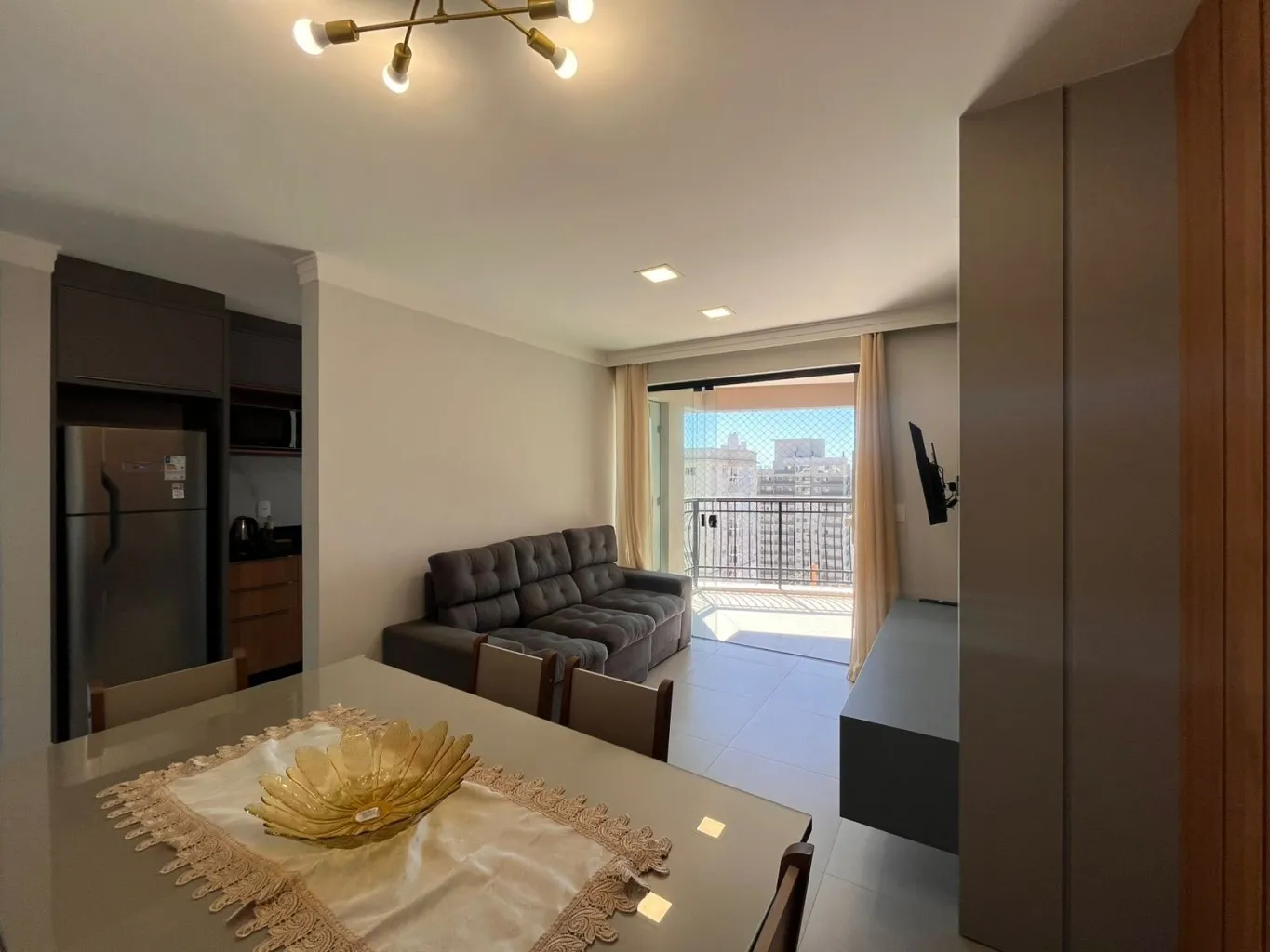 Apartamento para venda ou aluguel no Tabuleiro dos Oliveiras, vista para o mar, mobiliado e pronto para morar. — foto 2