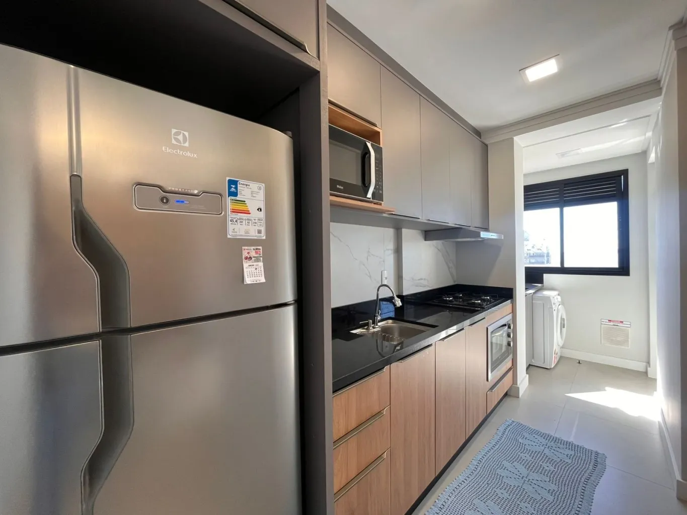 Apartamento para venda ou aluguel no Tabuleiro dos Oliveiras, vista para o mar, mobiliado e pronto para morar. — foto 4
