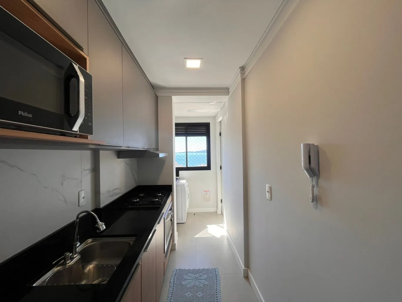 Apartamento para venda ou aluguel no Tabuleiro dos Oliveiras, vista para o mar, mobiliado e pronto para morar. — foto 5