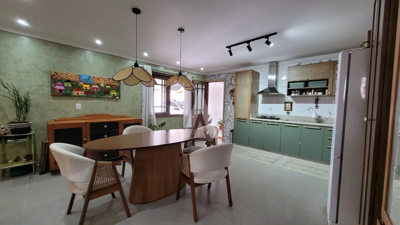 Sobrado com 2 suítes e 2 quartos à venda no bairro Costa e Silva em Joinville-SC por R$999.000,00. — foto 6