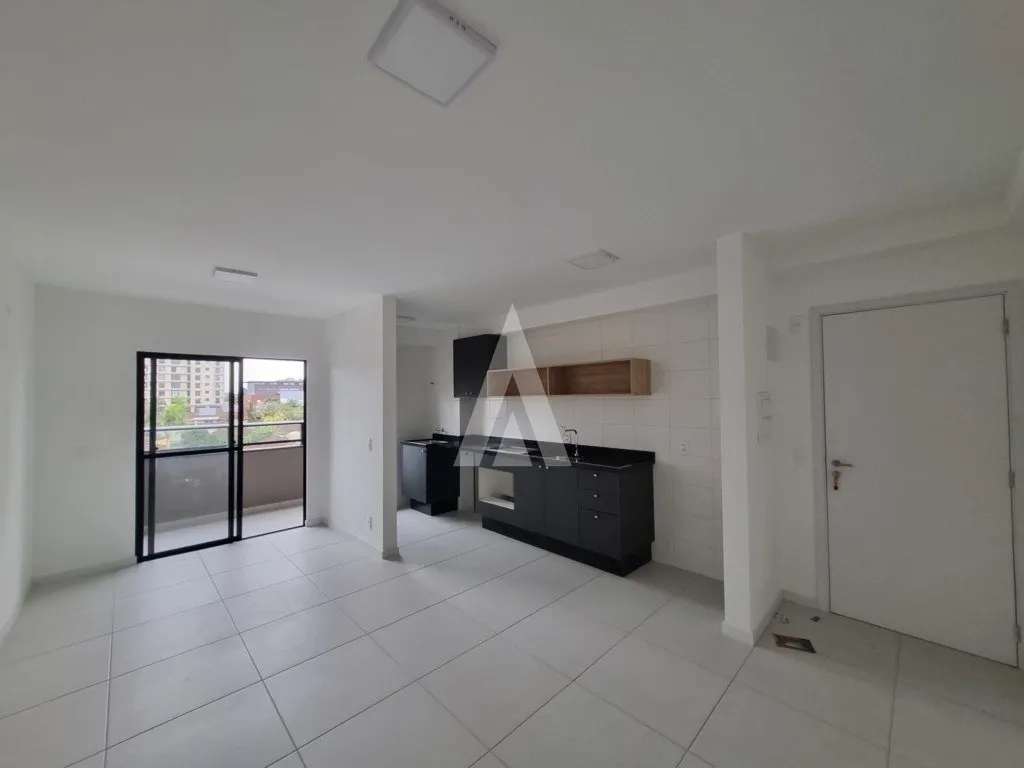 Apartamento com 1 suíte e 2 quartos à venda no bairro Anita Garibaldi em Joinville-SC por R$590.000,00. — foto 2