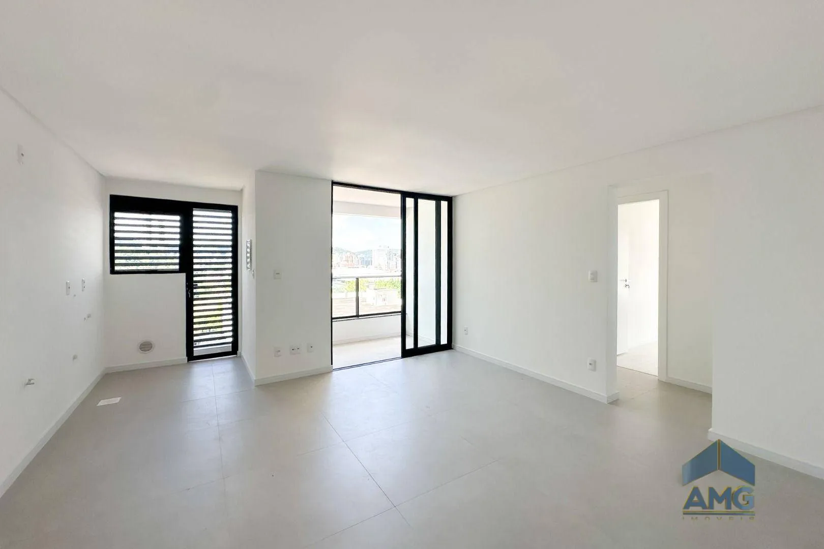 Apartamento com 2 dormitórios à venda, 72 m por R$ 745.000,00 - Velha - Blumenau/SC - foto 1