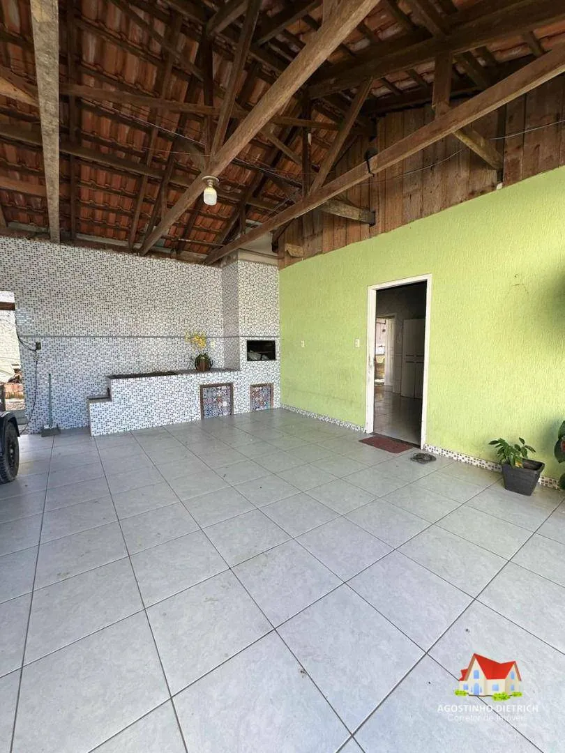 Residencia em Alvenaria C/Aprox.135,00 m2 C/fogao a Lenha e Churrasq. e Lago + Terreno C/341,00 m2 No Bairro Aventureiro! — foto 6