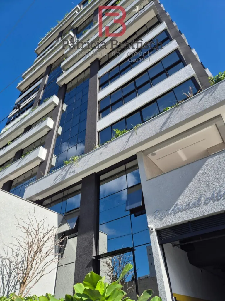 Apartamento de alto padrão com 03 suítes e duas vagas de garagem no Bairro Vila Nova. — foto 2