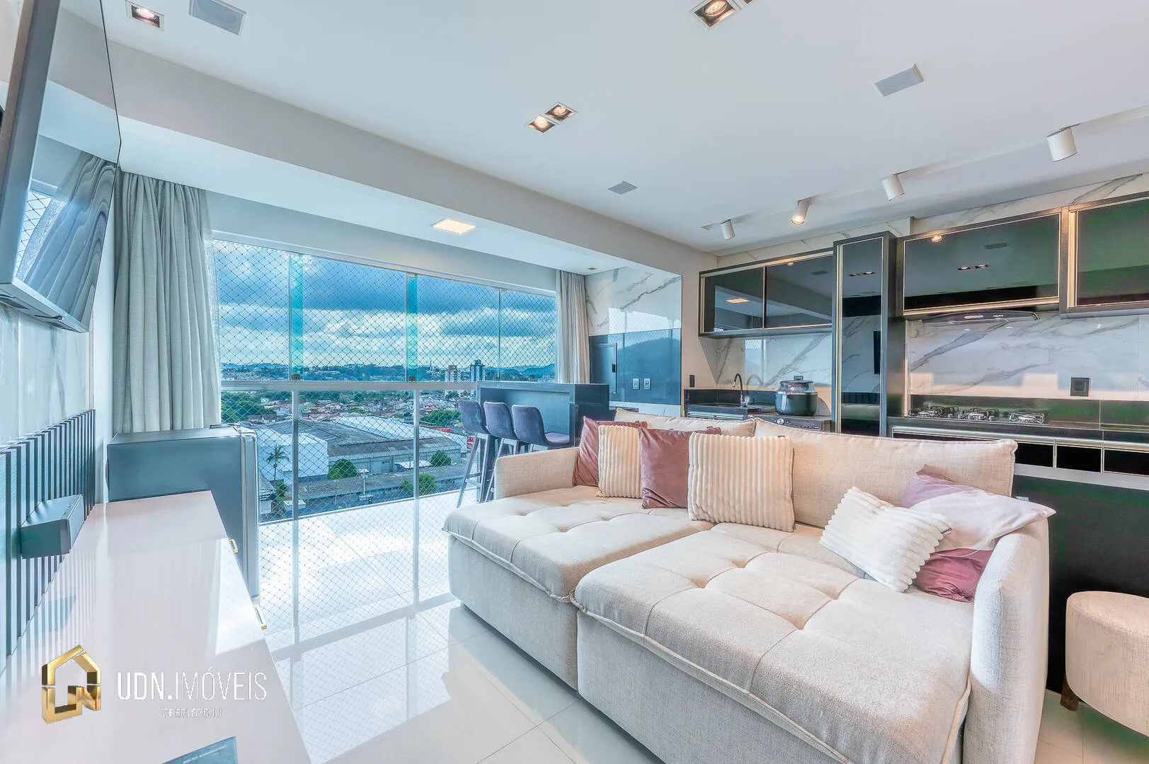 Lindo Apartamento Mobiliado à Venda na Itoupava Norte — foto 2