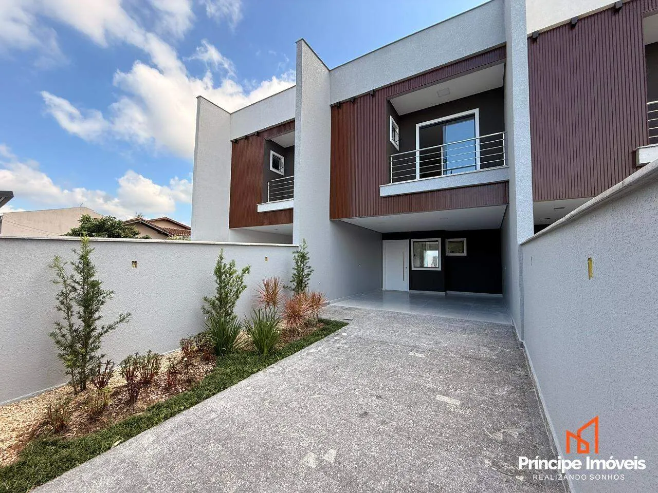 Geminado com 3 quartos no Glória em Joinville - foto 1