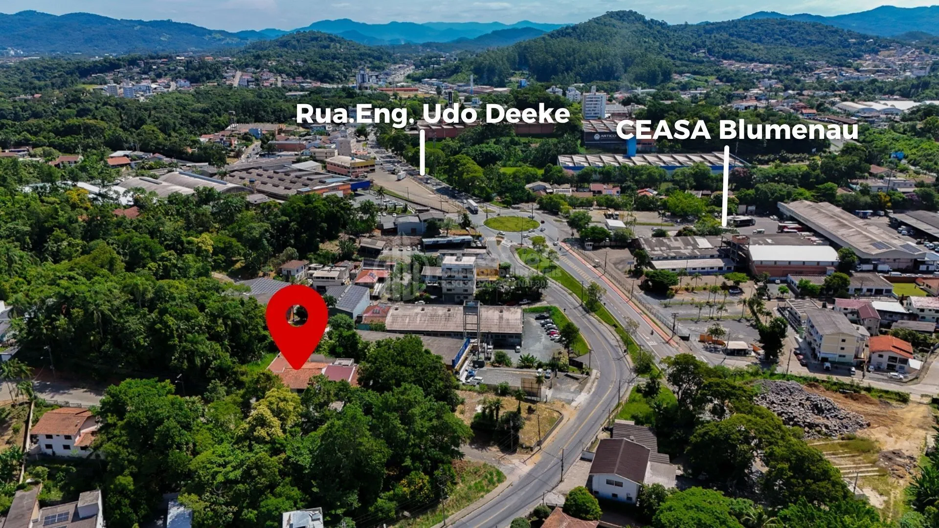 Casa com 5 Quartos no Salto do Norte — foto 2