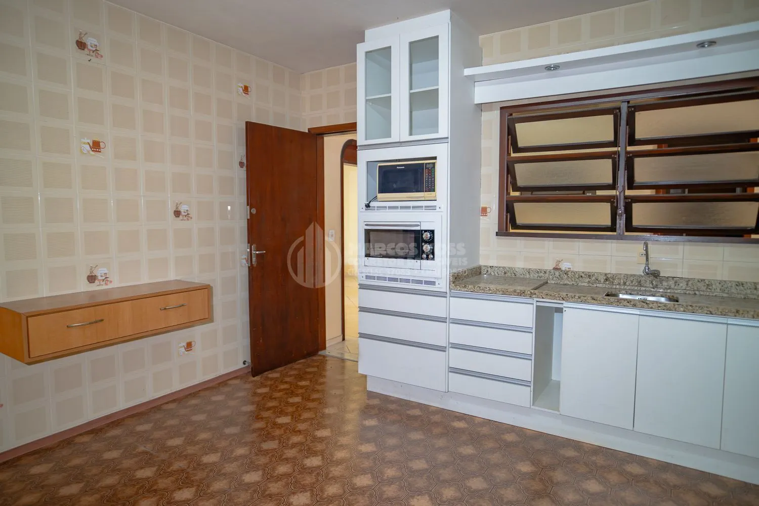 Casa com 5 Quartos no Salto do Norte — foto 4