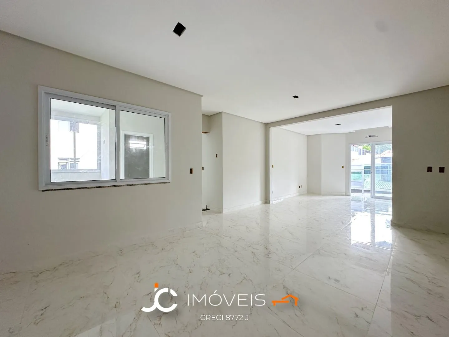 Casa com 3 suítes à venda, 201 m por R$ 999.000 - Tribess - Blumenau/SC — foto 2