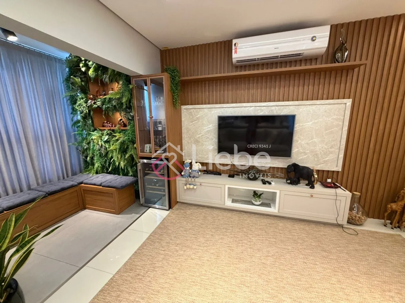 Apartamento MOBILIADO no Condomínio MONET localizado no Centro da cidade de Pomerode com 87,85m de área privativa. — foto 4