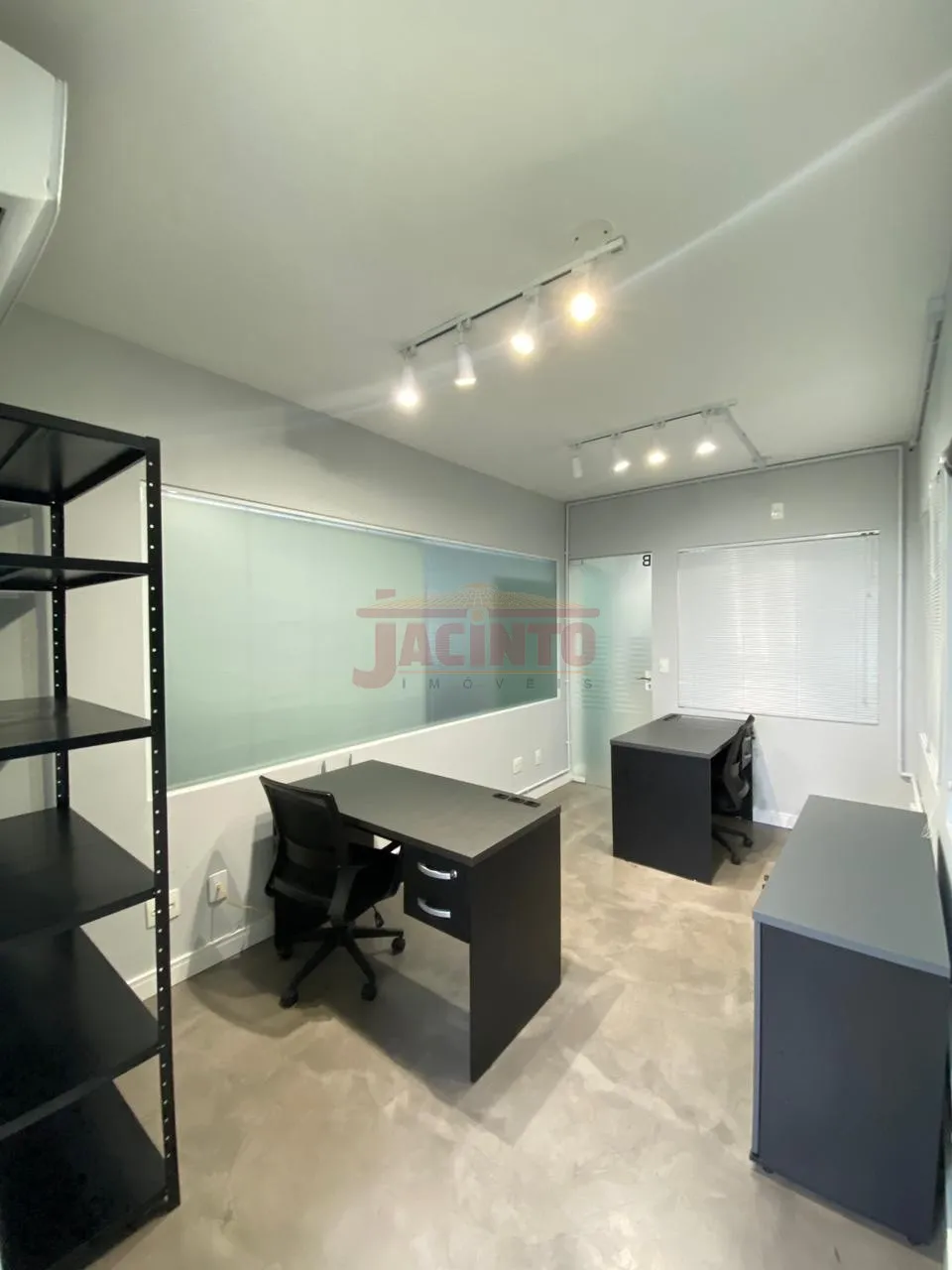 Sala comercial de aproximadamente 15m no Itoupava Office, bairro Itoupava Central. - foto 1