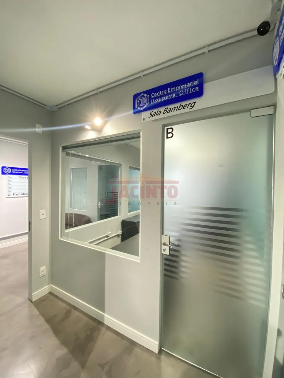 Sala comercial de aproximadamente 15m no Itoupava Office, bairro Itoupava Central. — foto 4