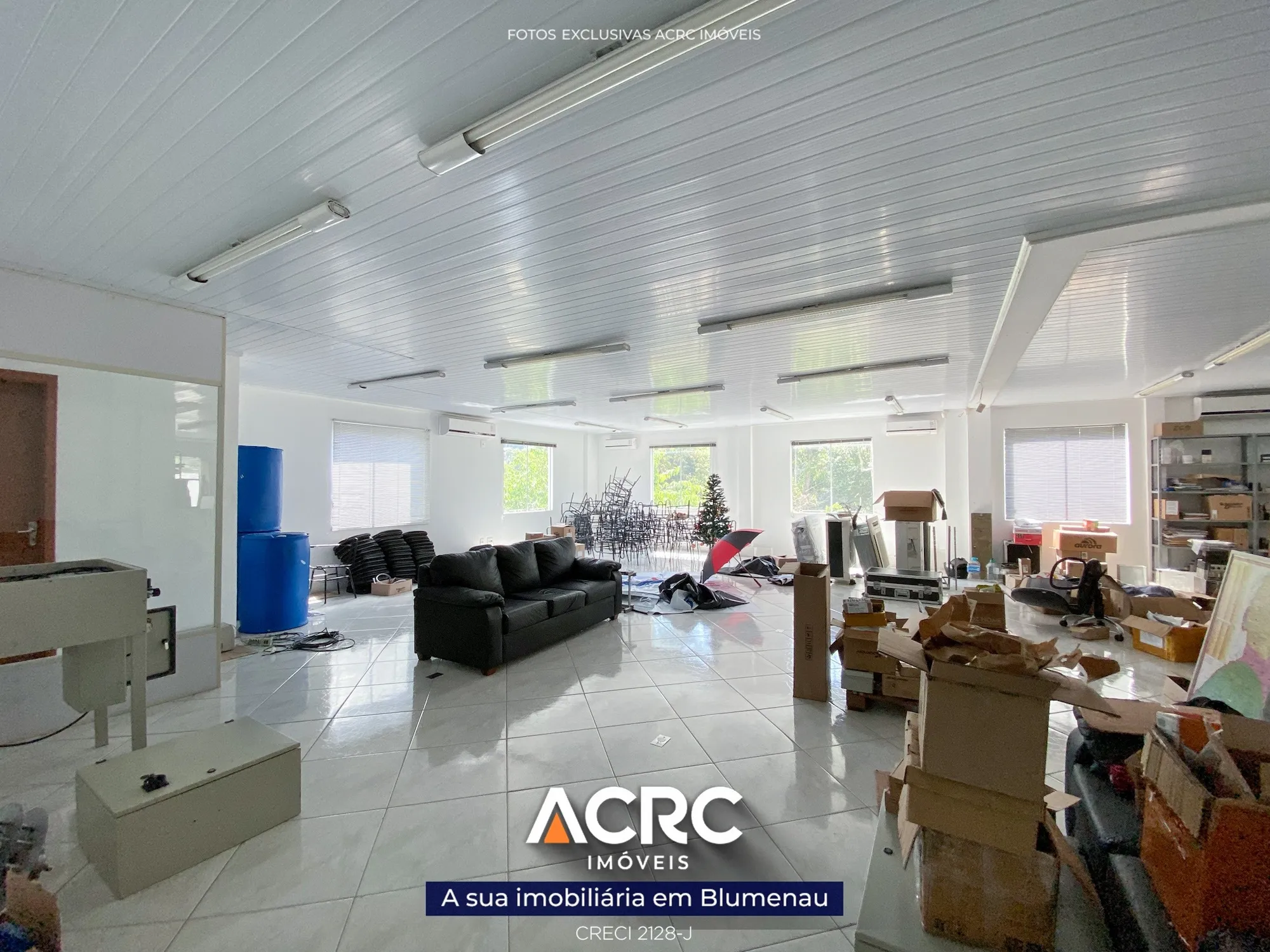 ACRC Imóveis - SA01392 - Sala comercial a Venda no Bairro Ponta Aguda em Blumenau — foto 2