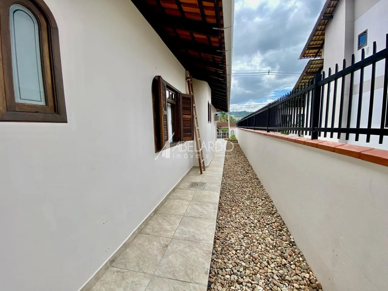 CASA PARA LOCAÇÃO NO BAIRRO ÁGUA VERDE, EM BLUMENAU — foto 5