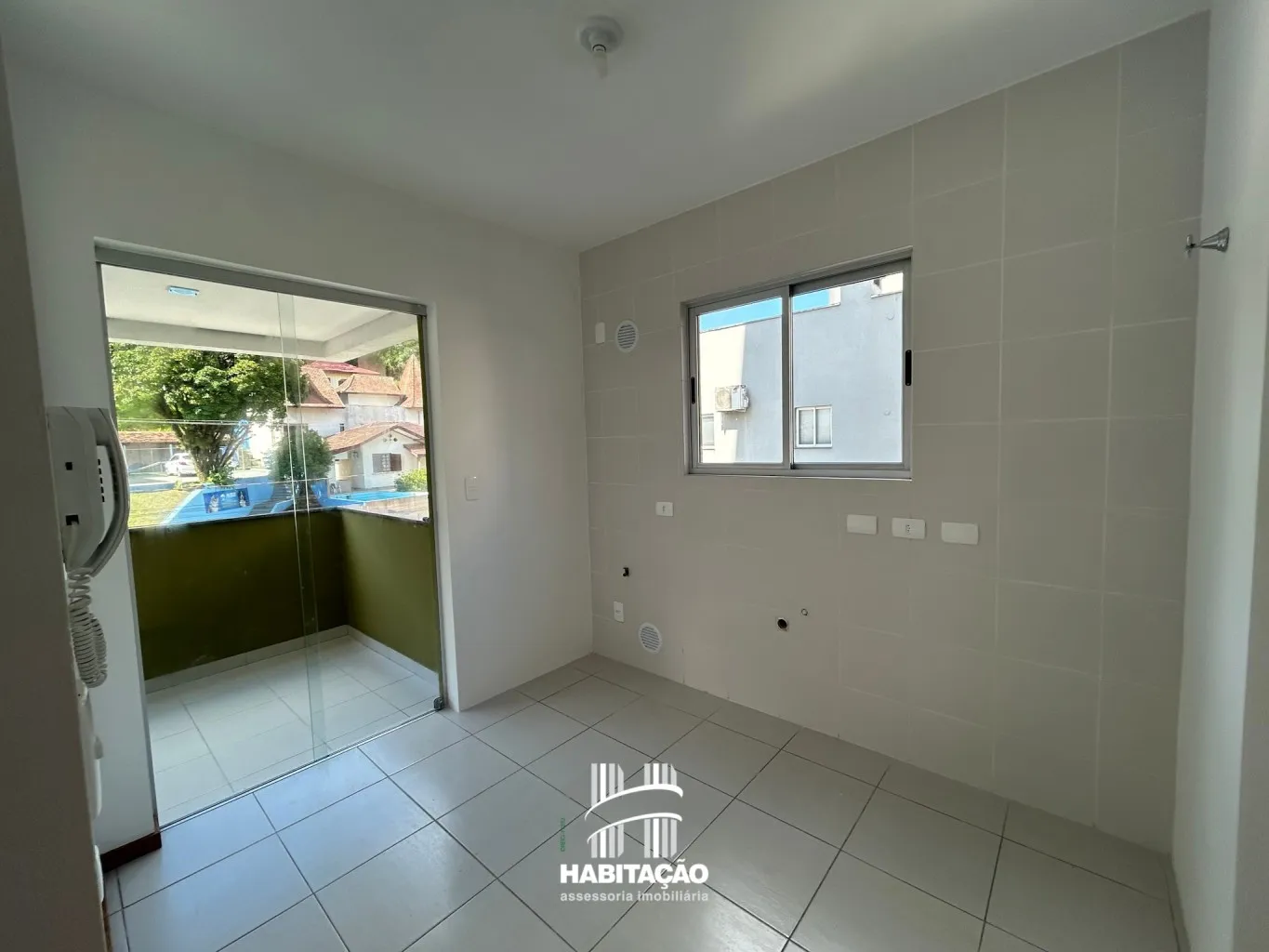 Apartamento com 2 dorm (1 suíte) | 71 m | Próximo à Vila Germânica — foto 3