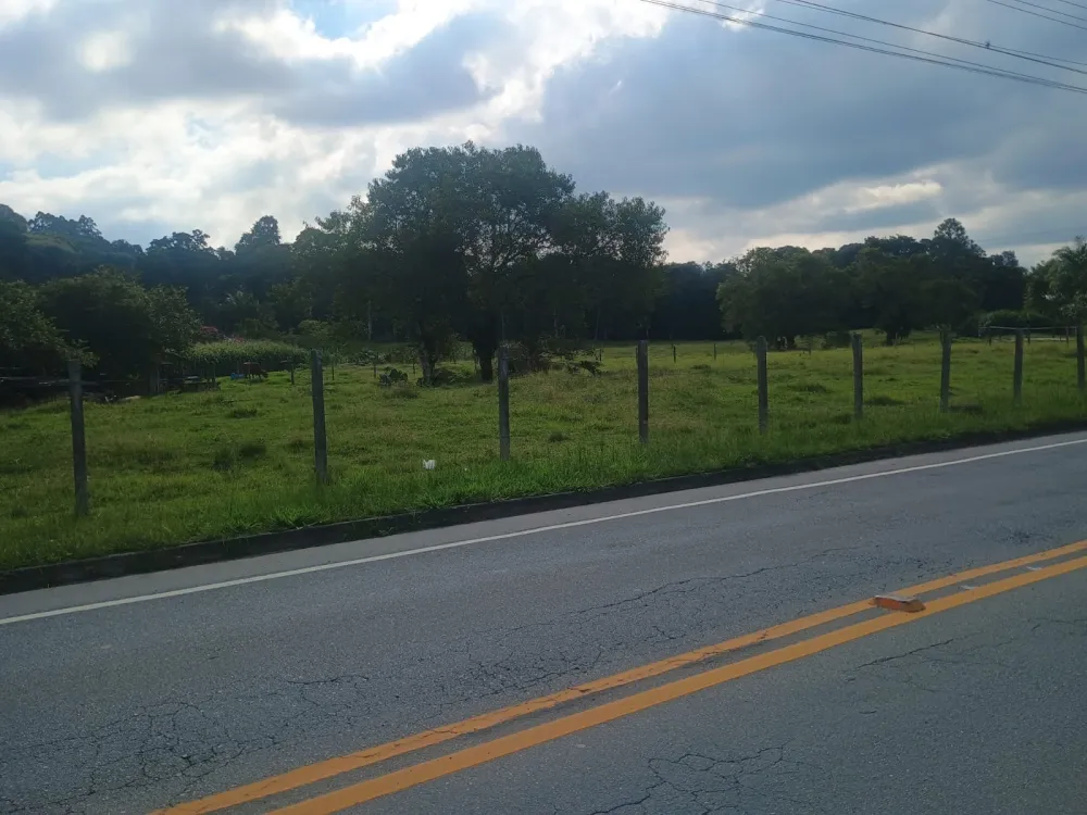 TERRENO COMERCIAL / INDUSTRIAL - 14.000m2 - FRENTE COM 114 METROS - foto 1