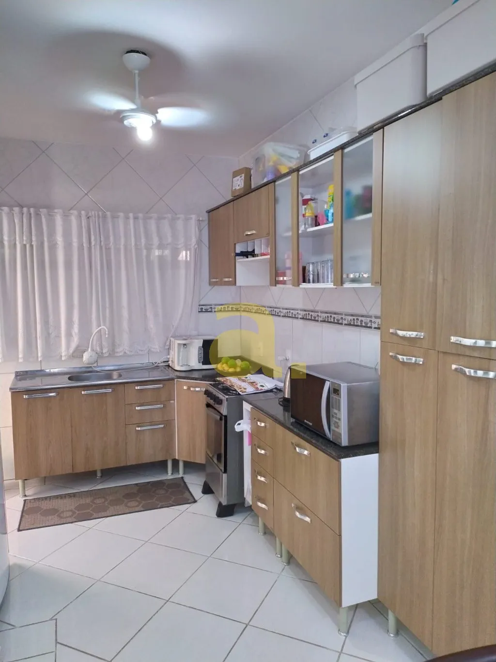 CASA SEMIMOBILIADA DE 2 SUÍTES PRÓXIMO A VILA GERMÃINICA — foto 6