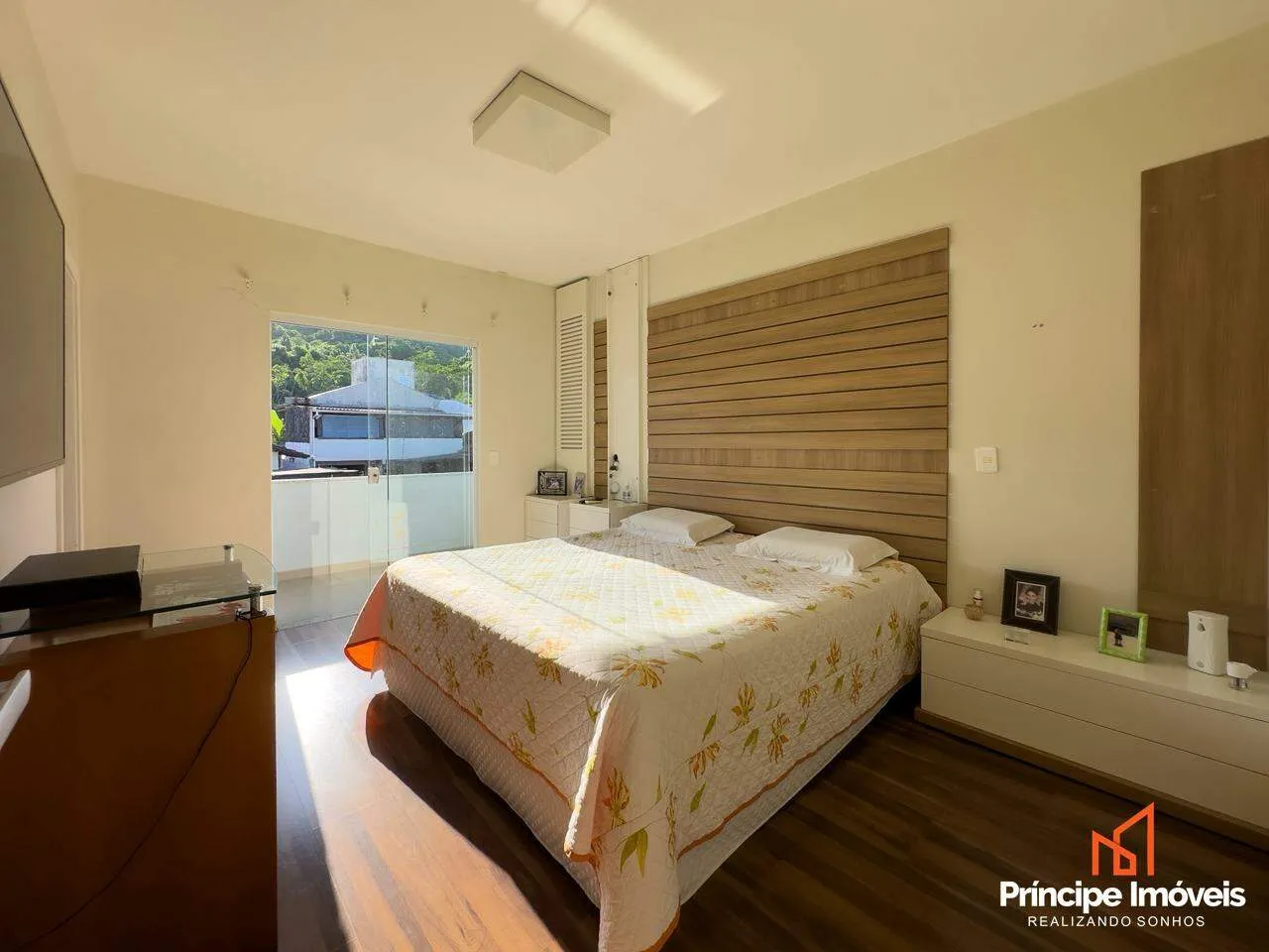 Casa com 3 quartos no Atiradores em Joinville - foto 1