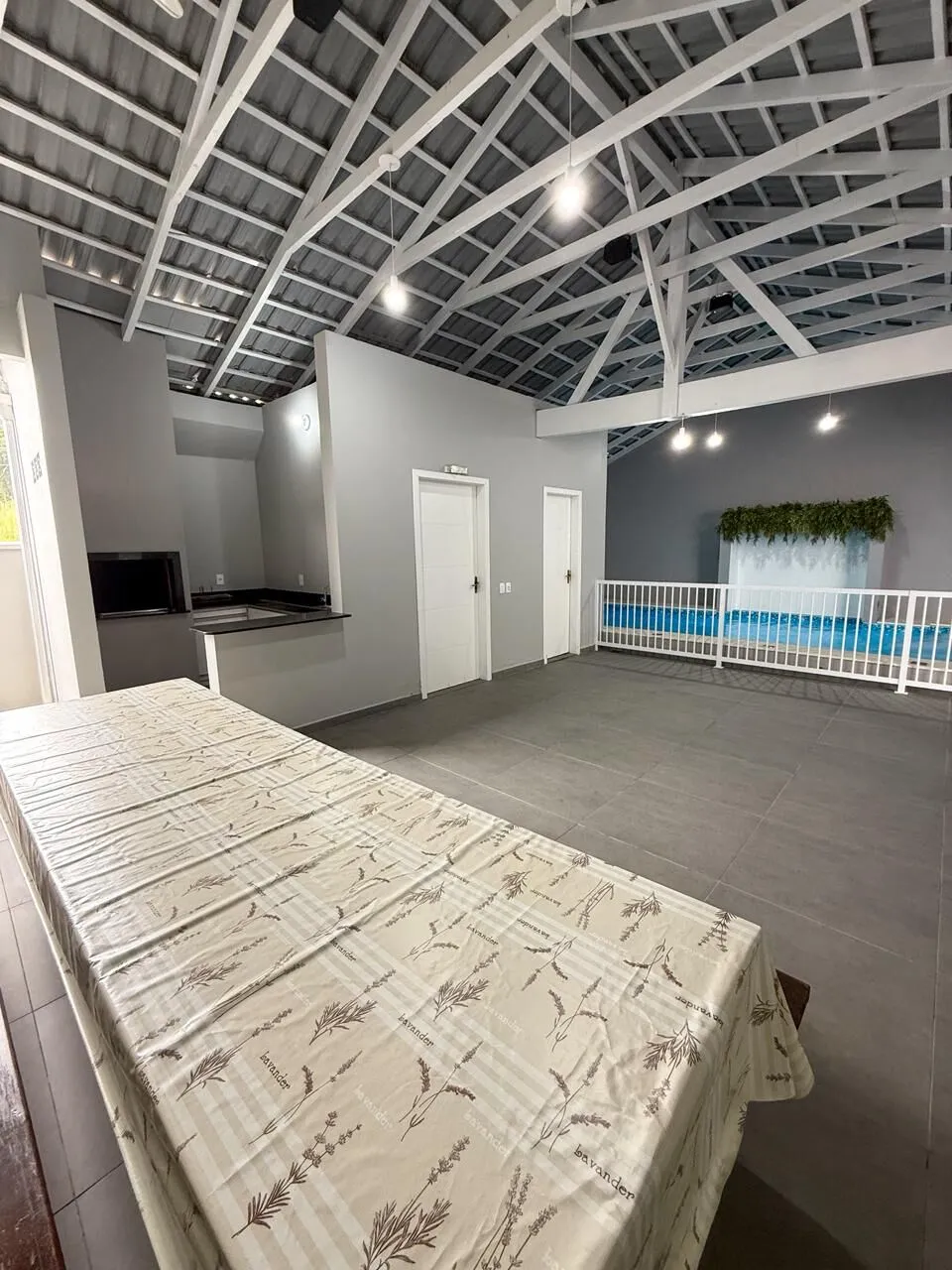 Casa com piscina no Loteamento Colina Verde em Indaial — foto 2