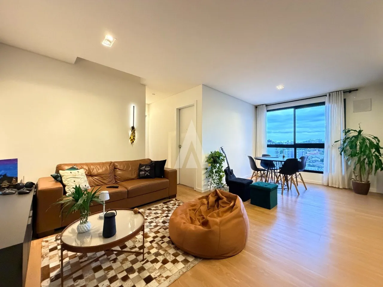 Apartamento com 1 suíte e 1 quarto à venda no bairro América em Joinville-SC por R$620.000,00. - foto 1