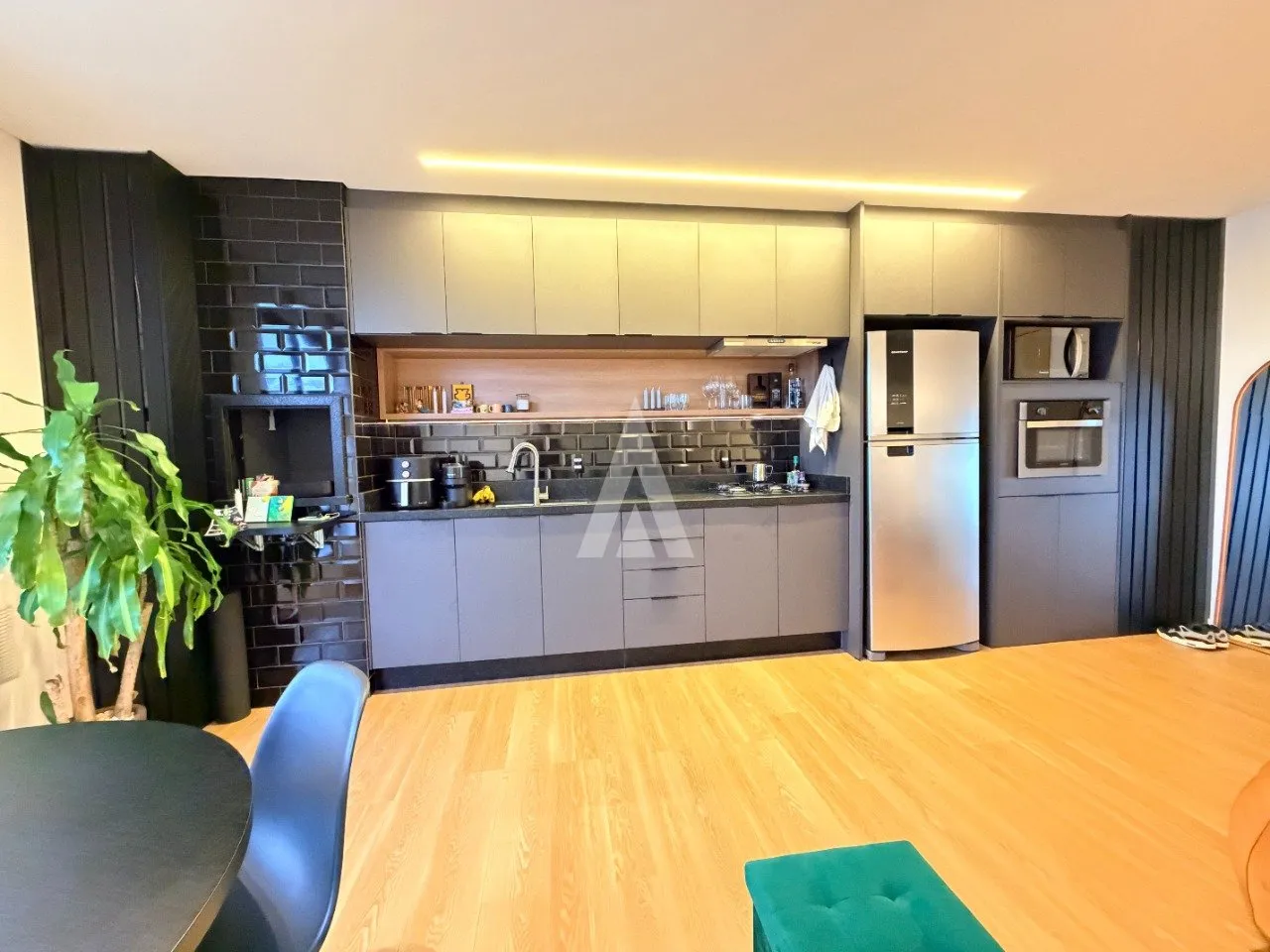 Apartamento com 1 suíte e 1 quarto à venda no bairro América em Joinville-SC por R$620.000,00. — foto 3