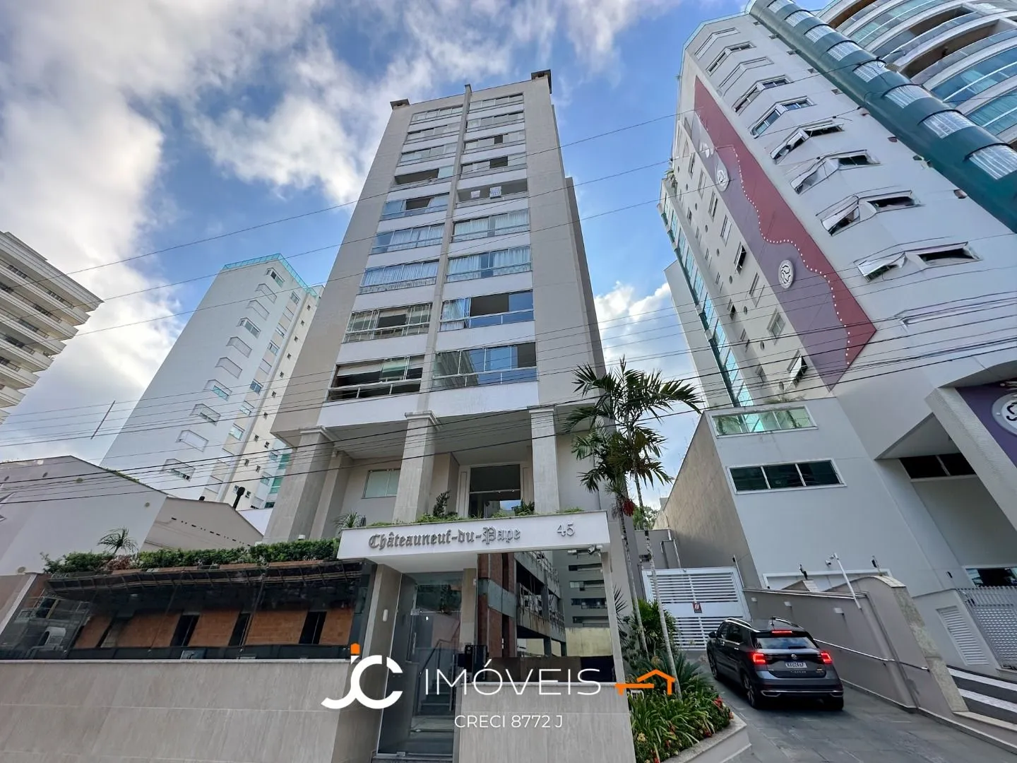 Apartamento alto padrão 3 Dormitórios todas suítes e 3 Vagas cobertas - Jardim Blumenau - foto 1