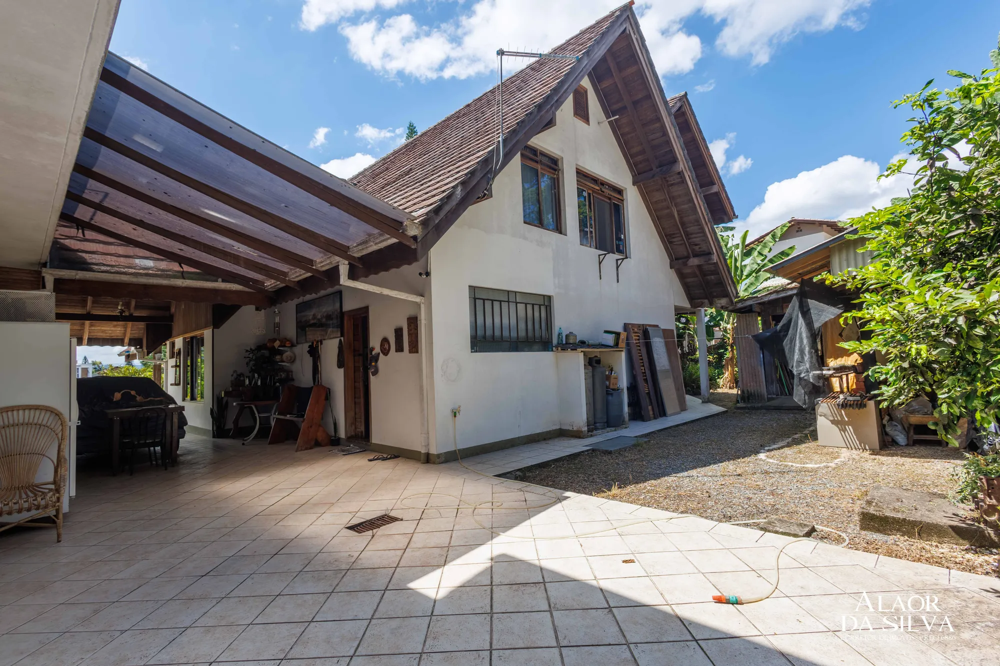 Casa Estilo Chalé Suíço Centro — foto 6