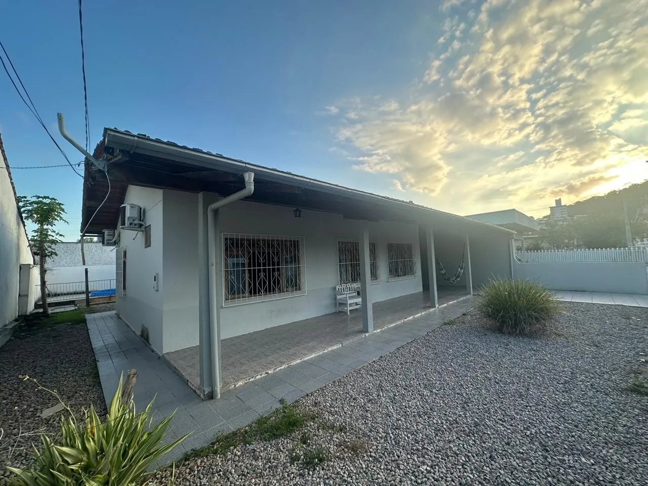 Casa - 3 quartos - 2 vagas - foto 1