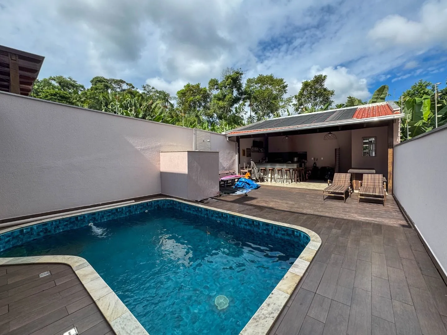 Casa com 3 dormitórios, sendo 1 suíte à venda, 148 m por R$ 950.000 - Velha - Blumenau/SC - foto 1
