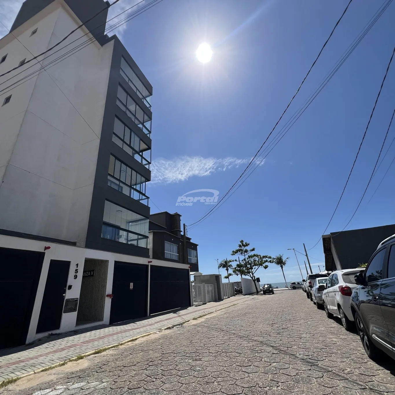 Cobertura à Venda pronta para morar modalidade porteira fechada no bairro Tabuleiro em Barra Velha SC, a apenas 70 metros do Mar. — foto 2
