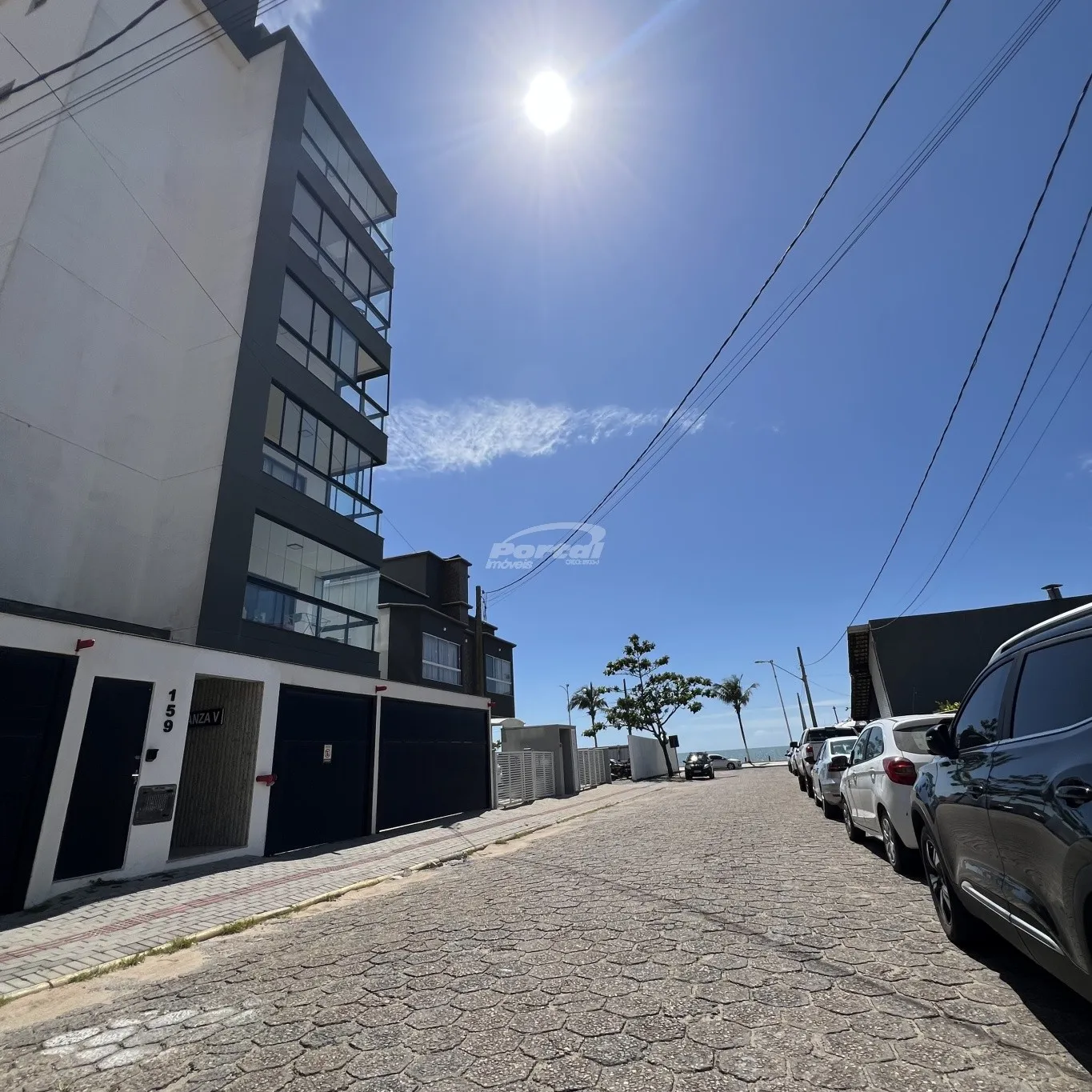 Cobertura à Venda pronta para morar modalidade porteira fechada no bairro Tabuleiro em Barra Velha SC, a apenas 70 metros do Mar. — foto 3