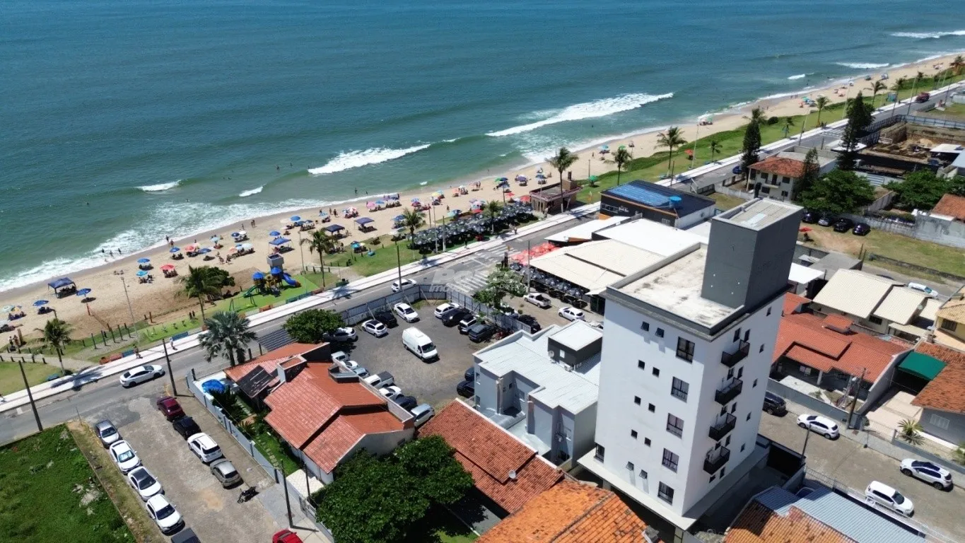 Cobertura à Venda pronta para morar modalidade porteira fechada no bairro Tabuleiro em Barra Velha SC, a apenas 70 metros do Mar. — foto 6