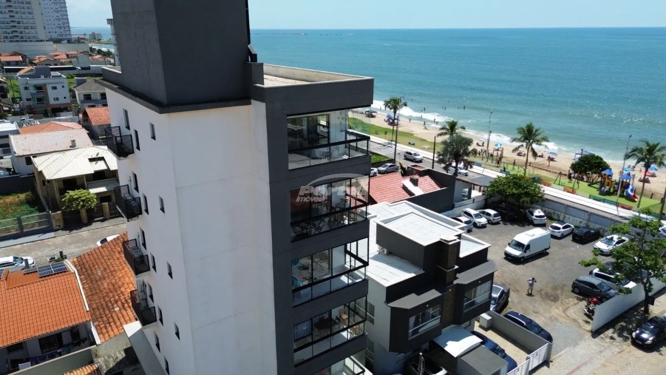 Cobertura à Venda pronta para morar modalidade porteira fechada no bairro Tabuleiro em Barra Velha SC, a apenas 70 metros do Mar. — foto 7
