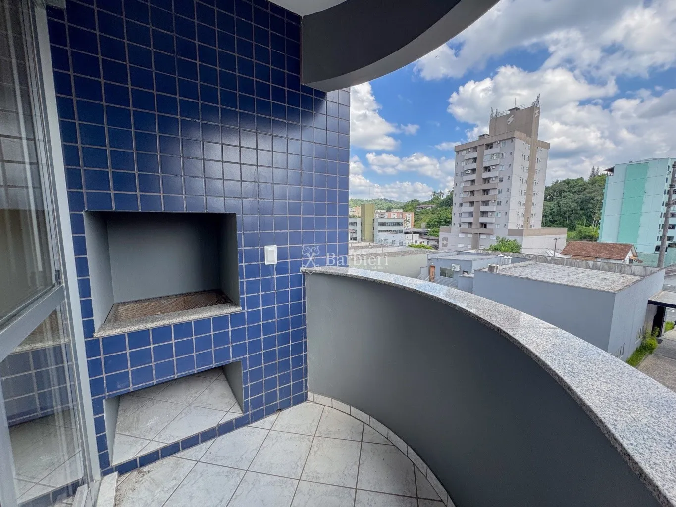 Apartamento Semi Mobiliado de 1 Dormitório com Sacada e Churrasqueira - Vila Nova, Blumenau — foto 2