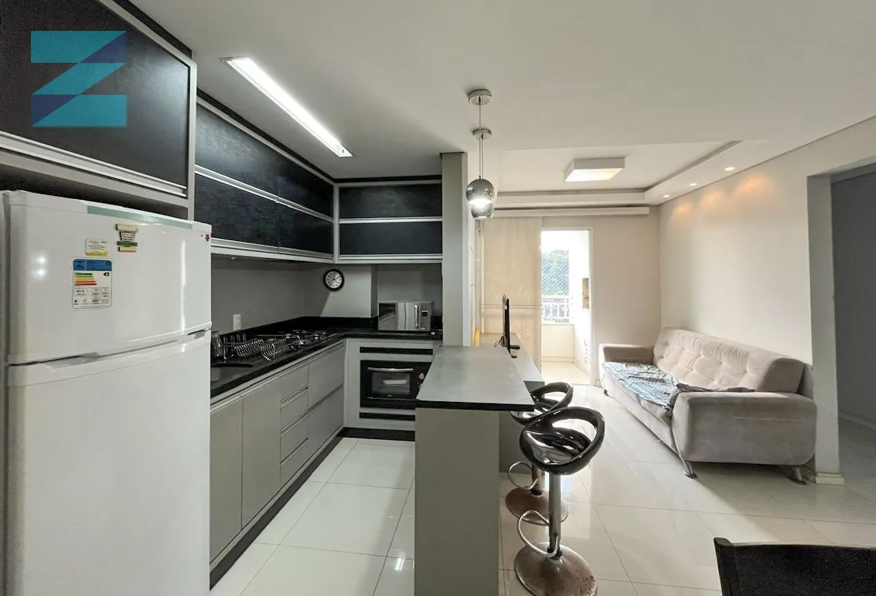 Apartamento mobiliado, sacada com churrasqueira e linda vista ! - foto 1