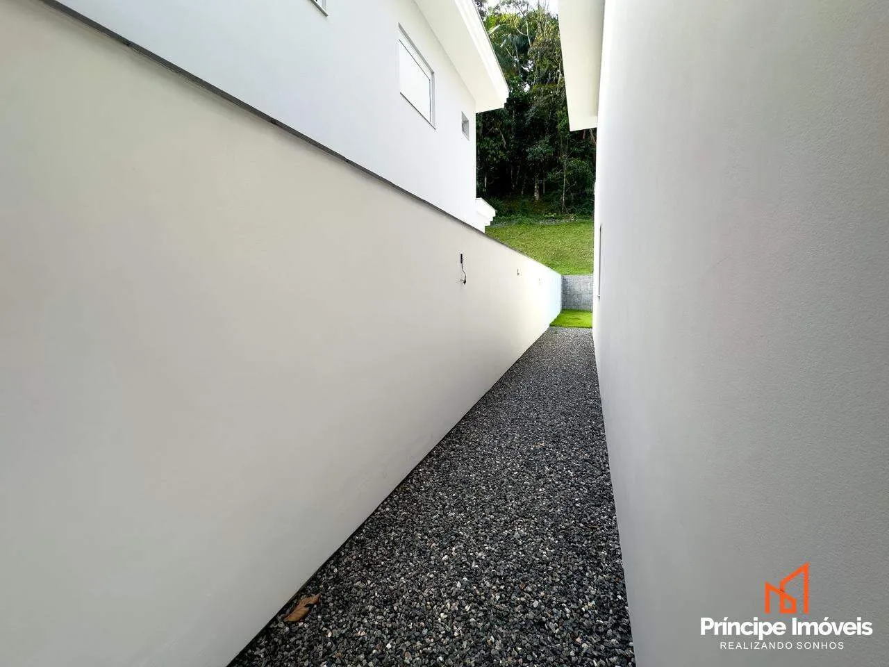 Geminado com 4 quartos no América em Joinville — foto 6