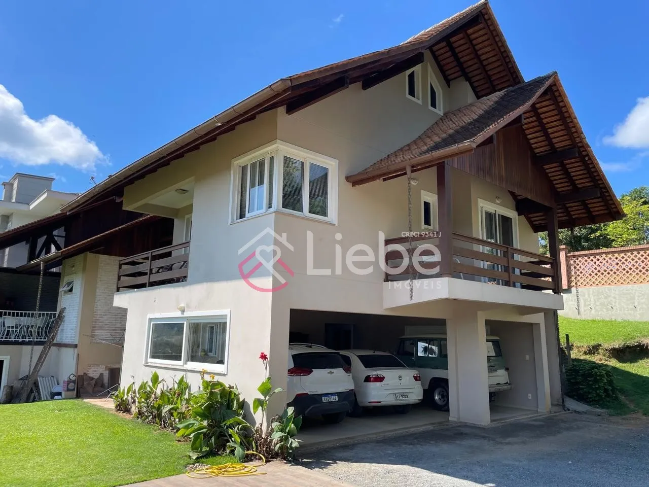 Casa Lindíssima em local privilegiado na cidade de Pomerode com 276,93m de área privativa. — foto 2