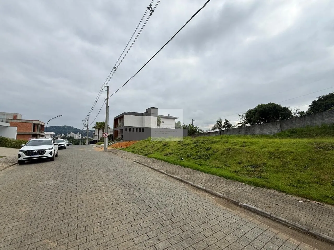 Terrenos com 296,72m em condomínio fechado a poucos minutos da Vila Germânica! — foto 6