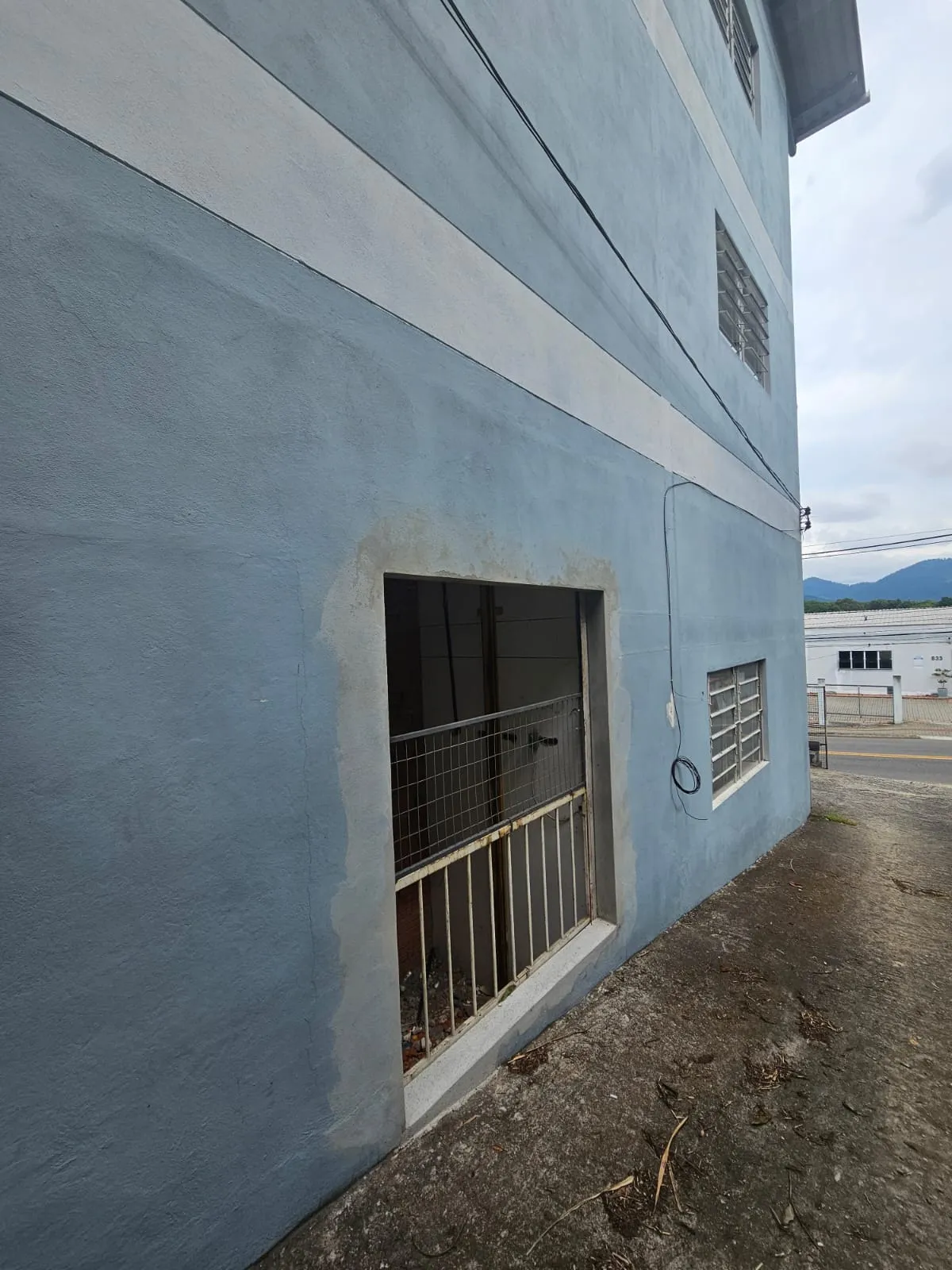 Alugo espaço em galpão de 375m² com elevador na Rua agua branca Oportunidade — foto 3