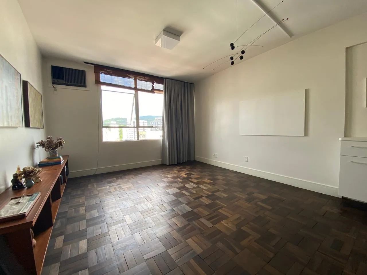 SALA COMERCIAL NO EDIFÍCIO CATARINENSE - ENDEREÇO CLÁSSICO NO CENTRO DE BLUMENAU — foto 2