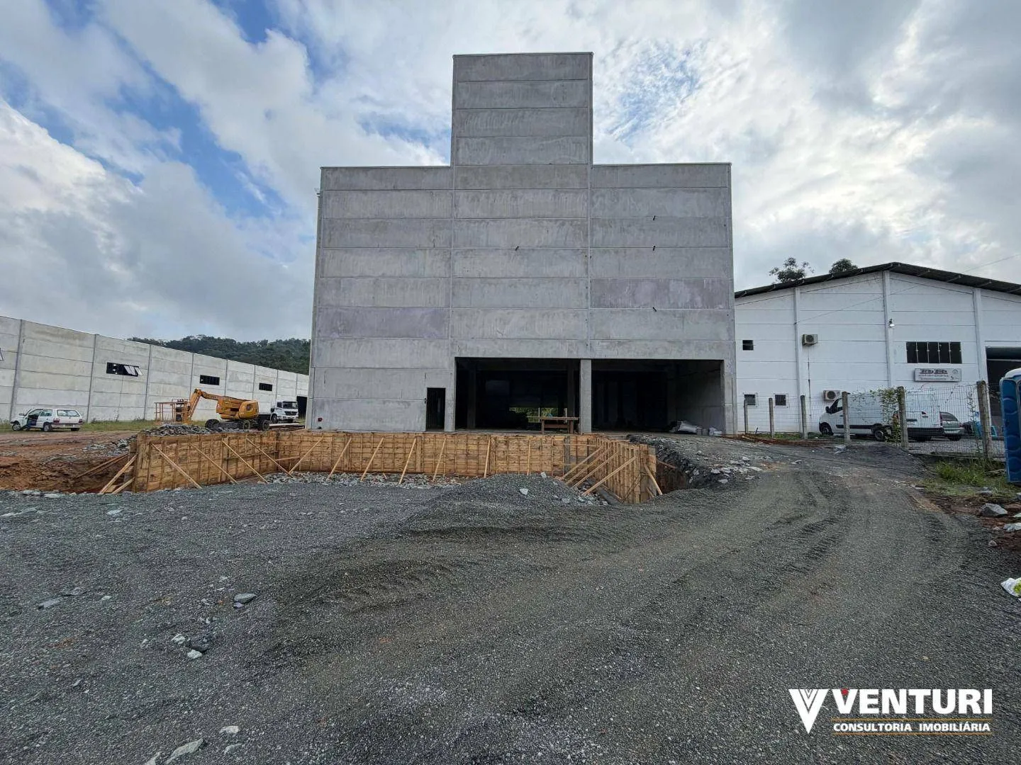 Galpão para alugar, 1900 m por R$ 35.000,00/mês - Fidélis - Blumenau/SC - foto 1