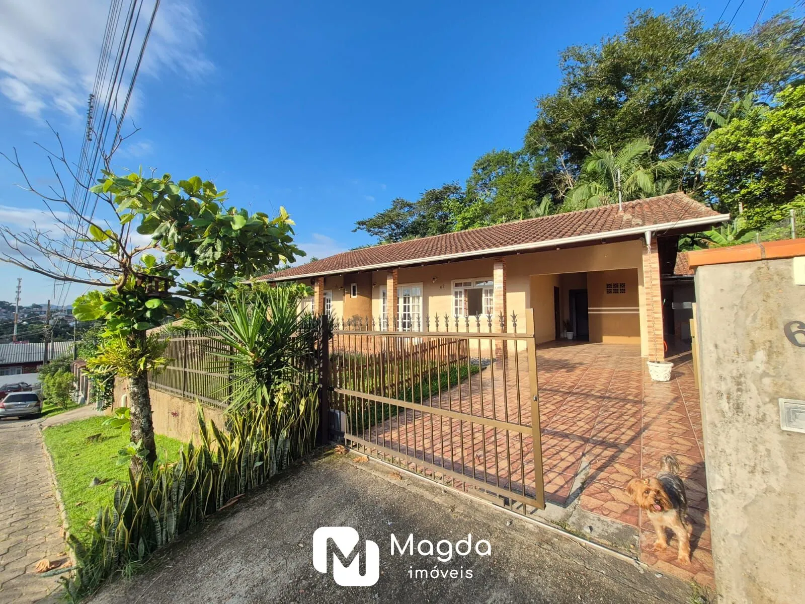 Casa com 3 dormitórios, 1 suíte à venda, 200m por R$ 690.000,00 - Velha Central - Blumenau/SC — foto 2