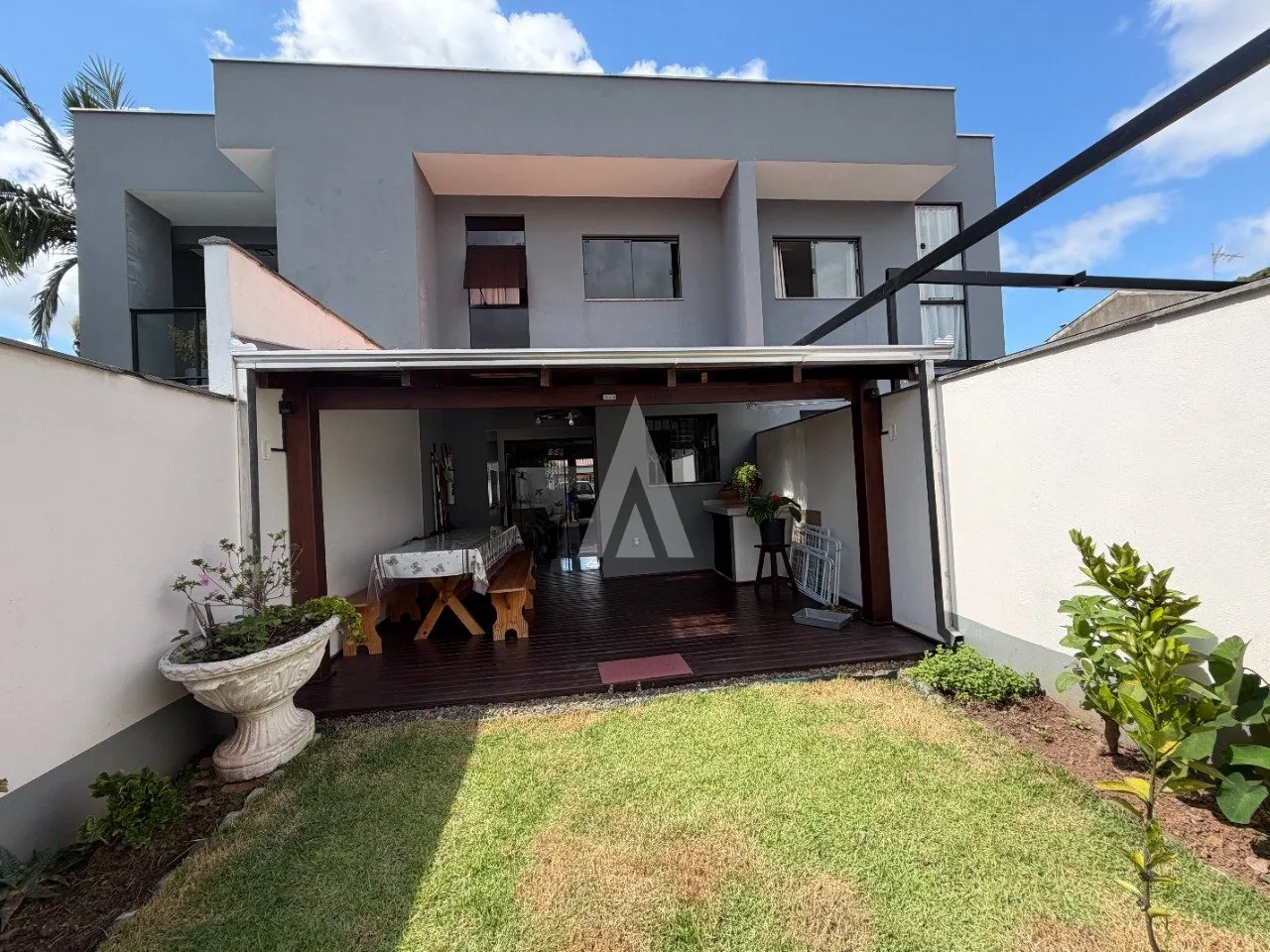 Sobrado geminado com 1 suíte e 2 quartos à venda no bairro Guanabara em Joinville-SC por R$650.000,00. — foto 6